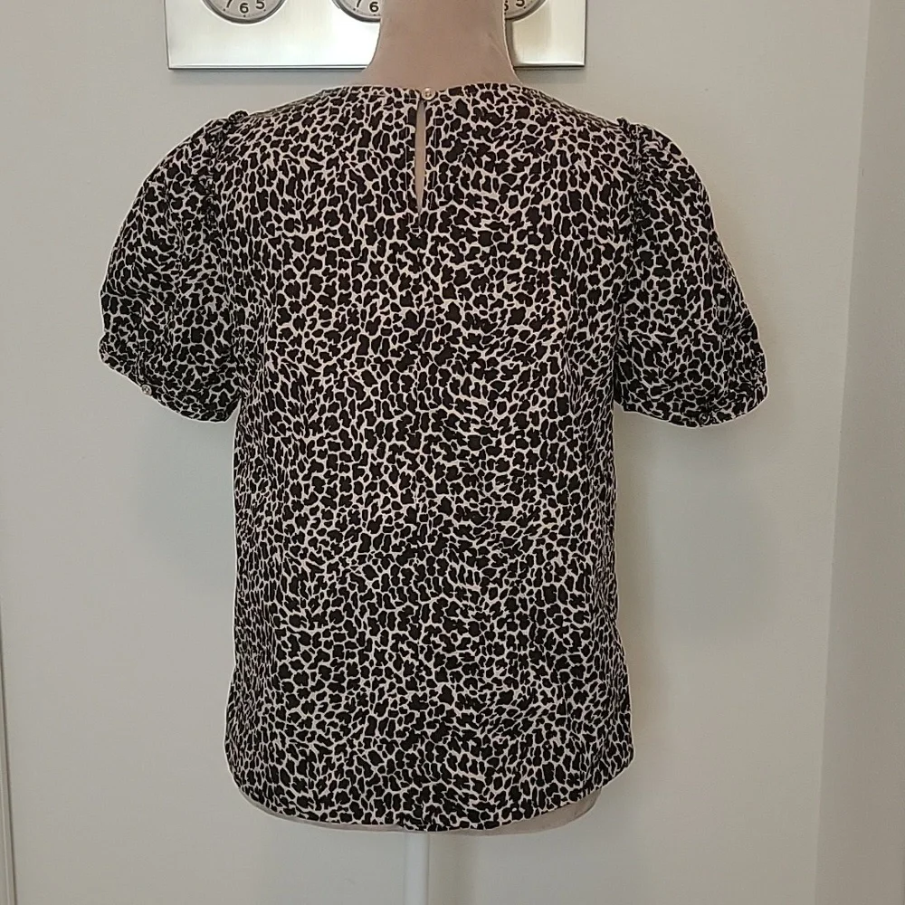 J Crew, Size S, Animal Print Puff Sleeve Poplin Top.  Black and Tan. New Cond.